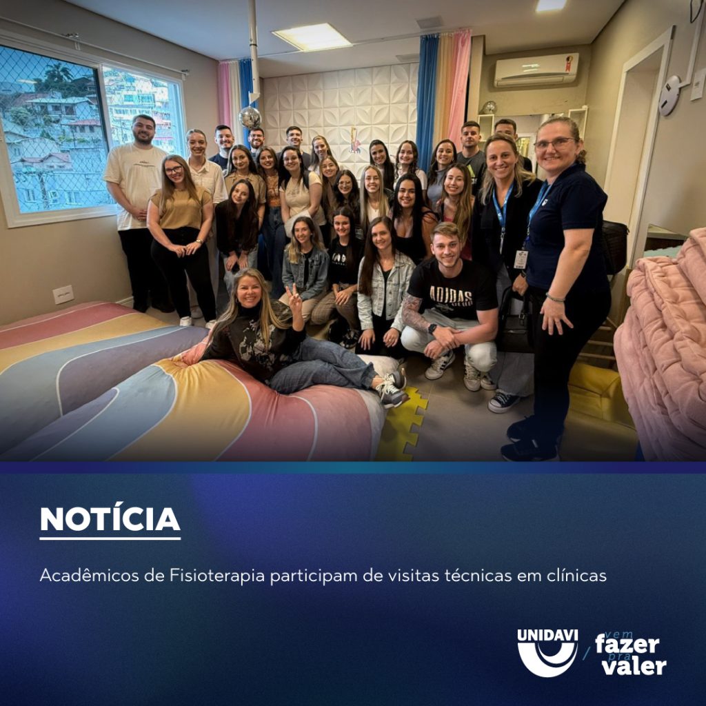 Acadêmicos de Fisioterapia participam de visitas técnicas em clínicas
