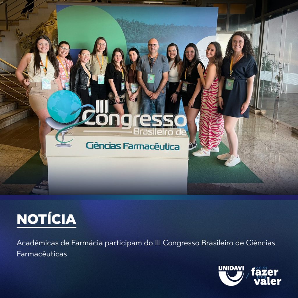 Acadêmicas de Farmácia participam do III Congresso Brasileiro de Ciências Farmacêuticas