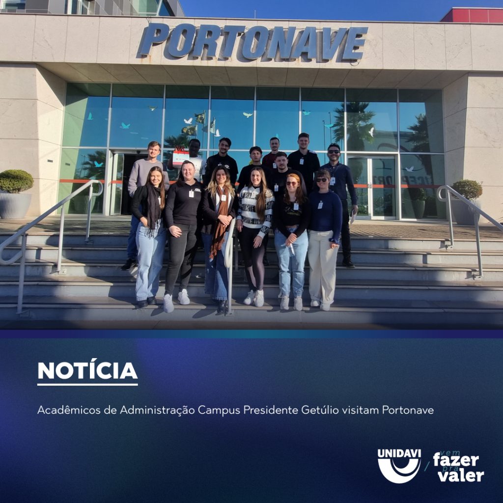 Acadêmicos de Administração Campus Presidente Getúlio visitam Portonave