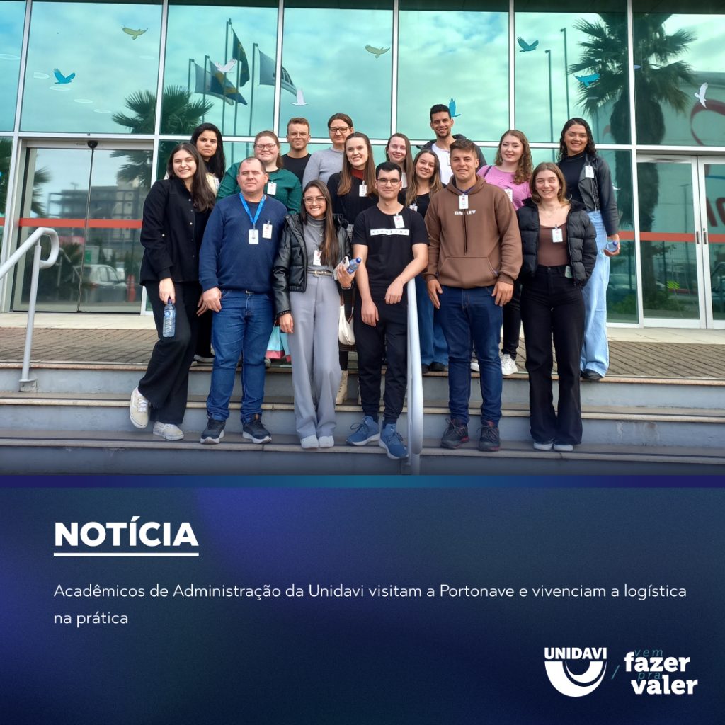 Acadêmicos de Administração da Unidavi visitam a Portonave e vivenciam a logística na prática