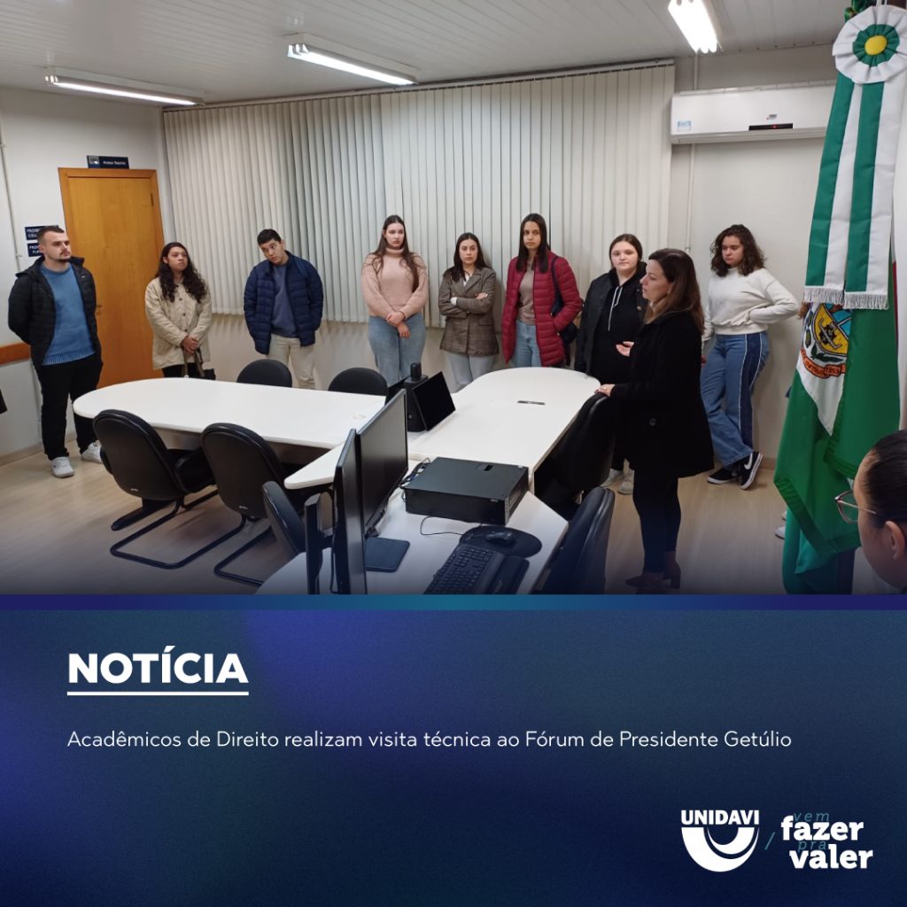 Acadêmicos de Direito realizam visita técnica ao Fórum de Presidente Getúlio