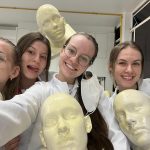 Prática Avançada em Estética: estudantes vivenciam técnicas com simulações realistas