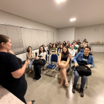 Visita técnica em estética aproxima alunos da prática profissional