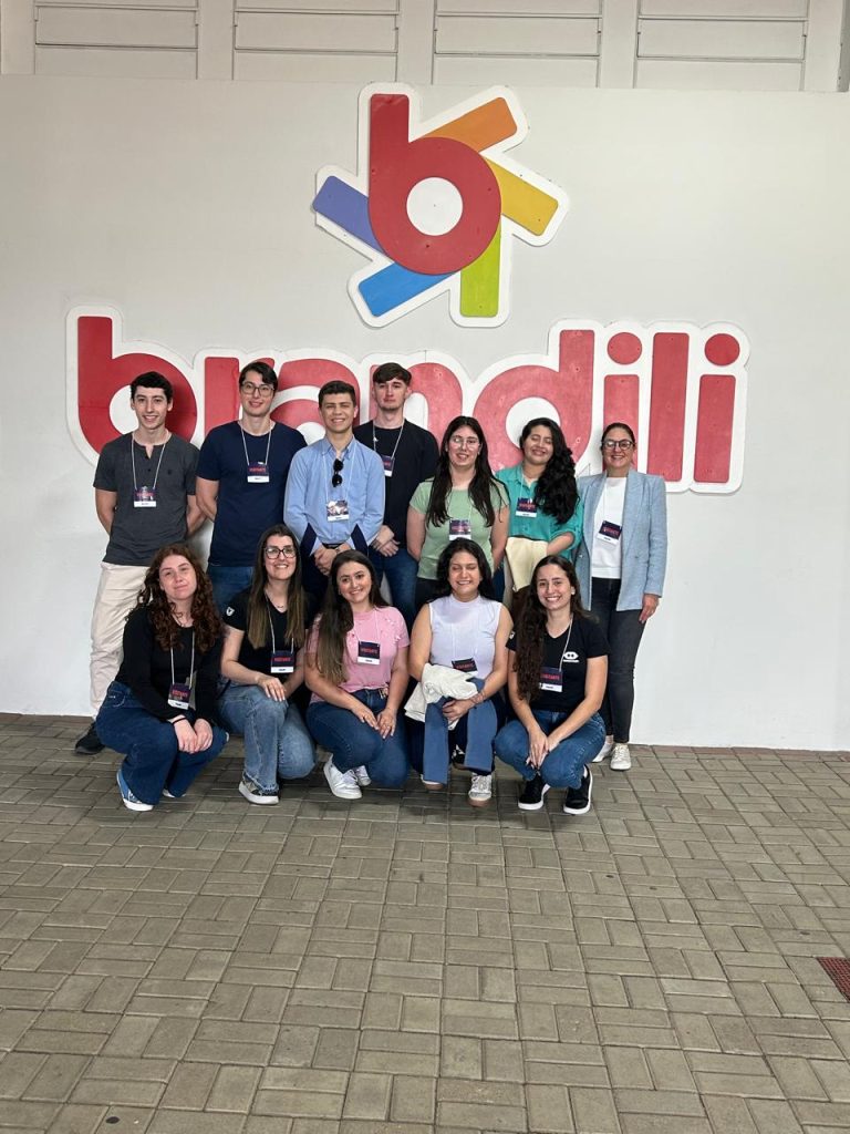 Viagem Técnica Administração: visita à Brandili Têxtil