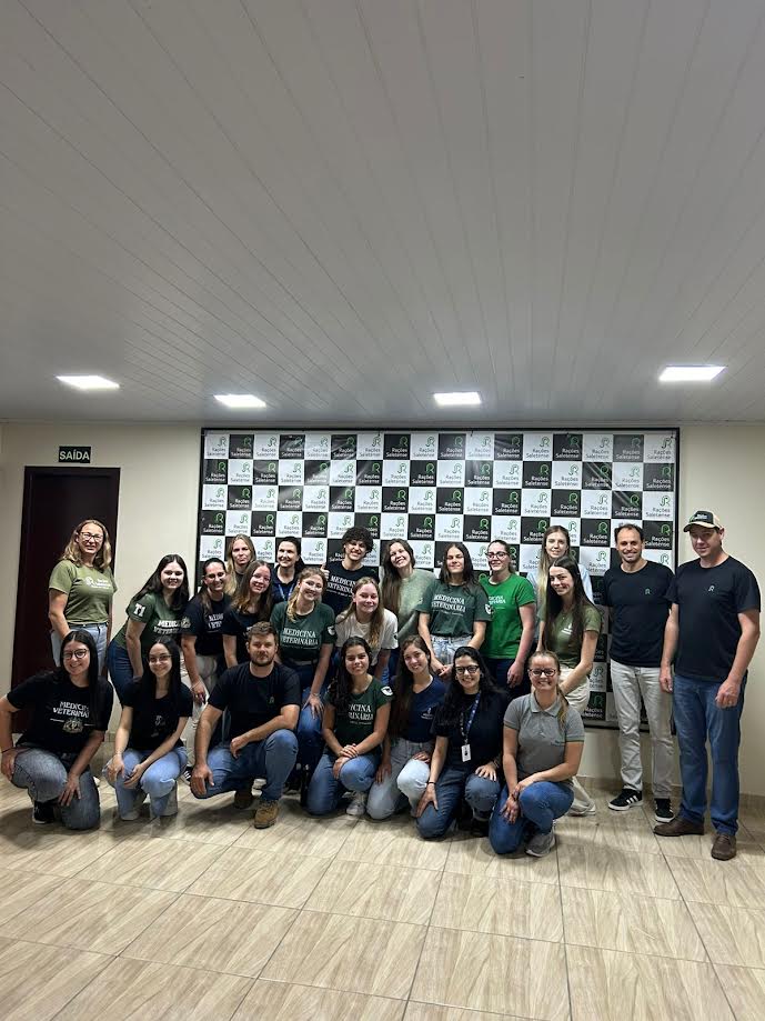 Visita Técnica Veterinária: prática da Unidavi na Saletense