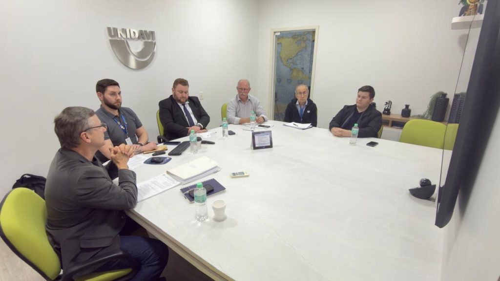 Comitê de Fiscalização da Contrapartida do Programa Universidade Gratuita inicia atividades na UNIDAVI